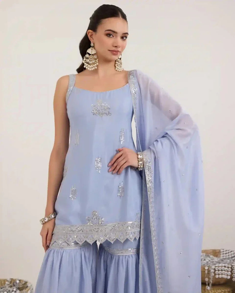What is a Cocktail Dress Code for a Wedding?