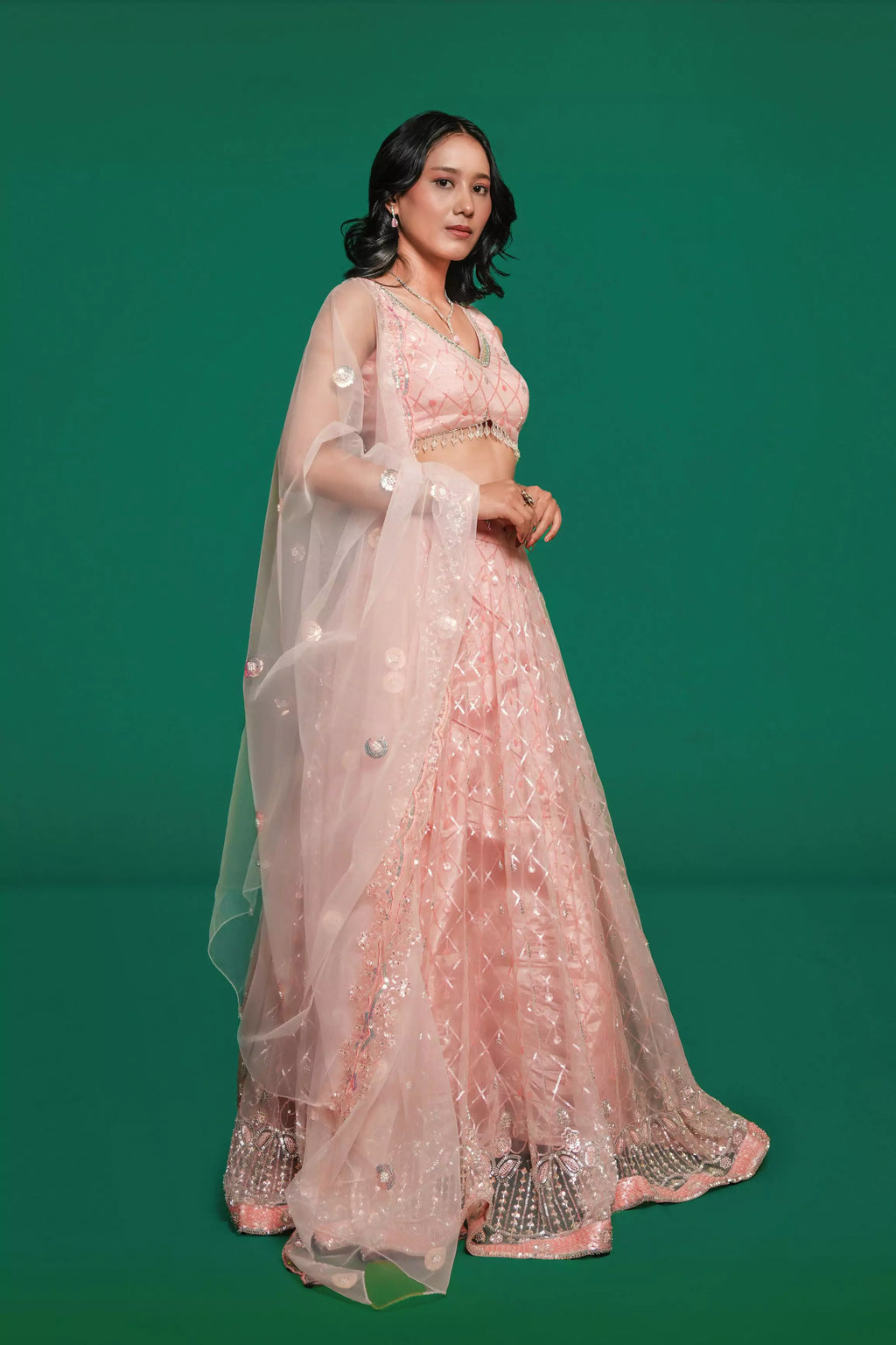 sari-vs-lehenga