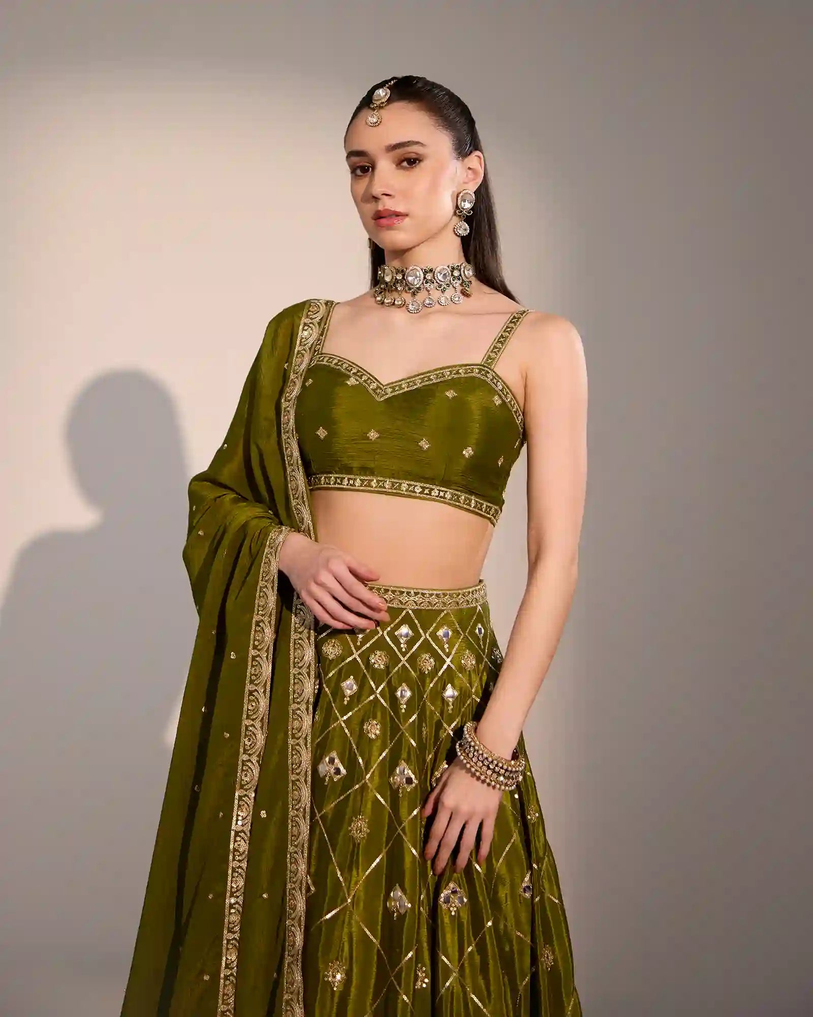 The Agapi Guide to Choosing a Bridal Lehenga in the USA: Fit, Fabric & Festive Styling