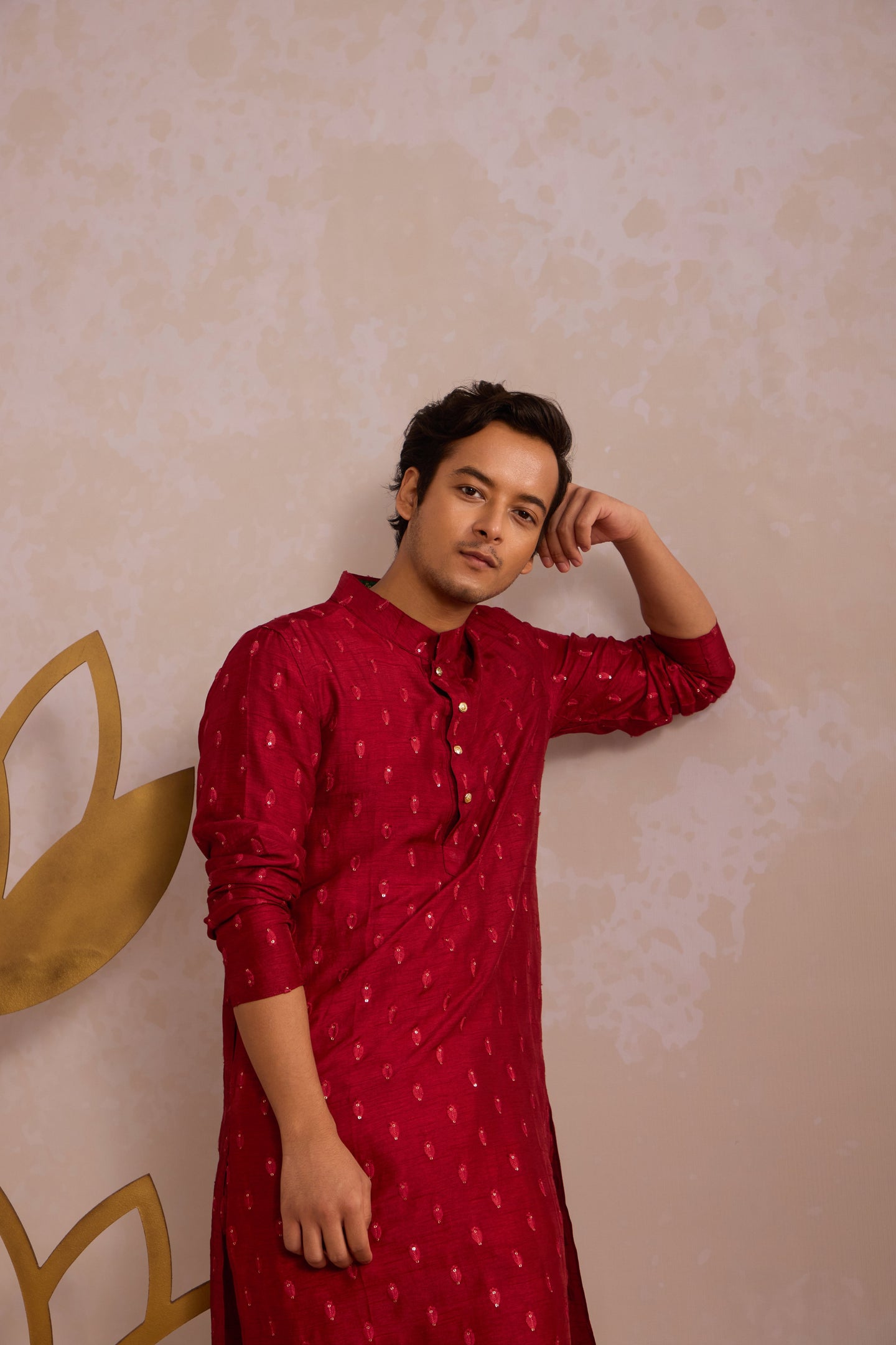 Regal Ruby Kurthi
