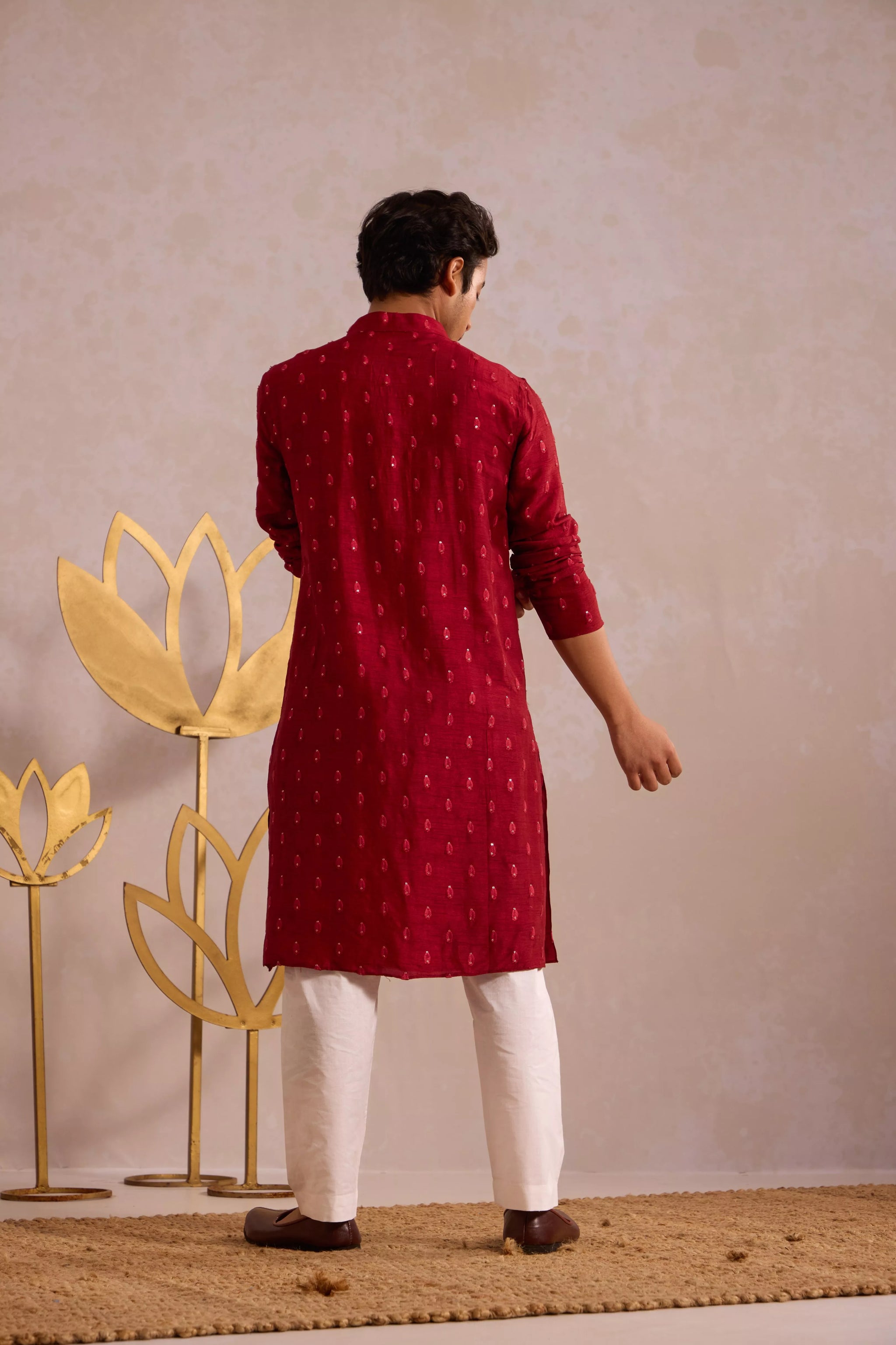 Regal Ruby Kurthi