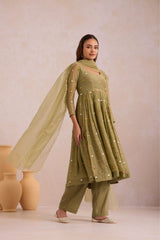 Basanta Forest Green