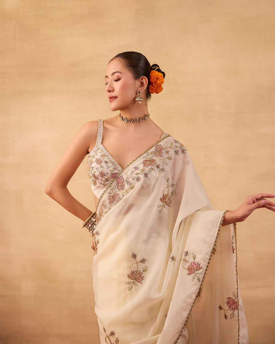 Off White Saree - AgapiSarees