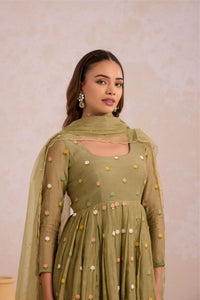 Basanta Forest Green