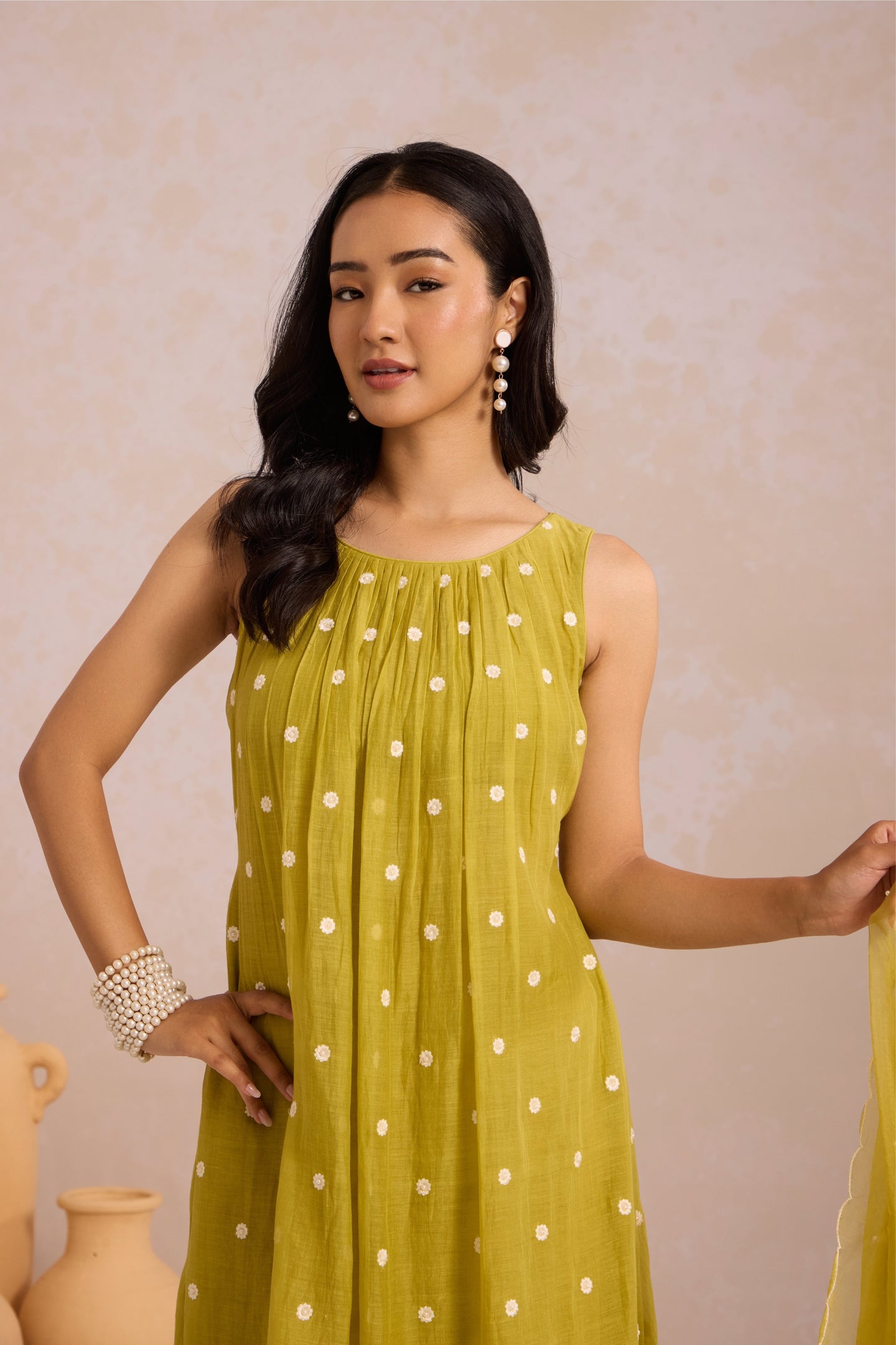 Sleeveless Basanta