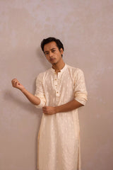 White Majesty Kurthi