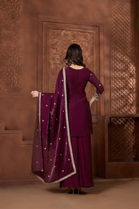Mehr Maroon Kurtha Set