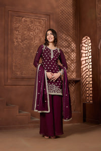Mehr Maroon Kurtha Set