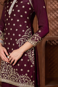 Mehr Maroon Kurtha Set