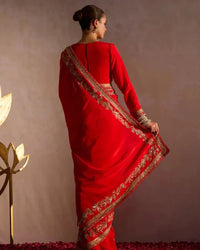 Phool Hand Work Bridal Saree - AgapiSarees