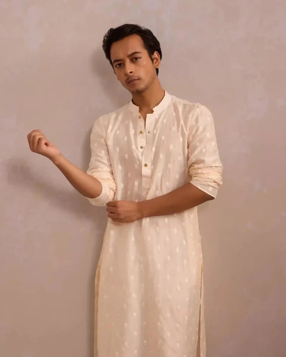 White Majesty Kurtha - AgapiMen's Kurthi